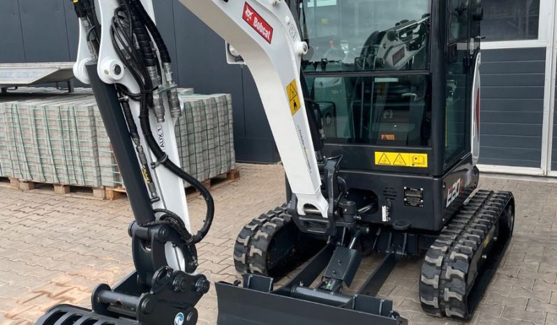 
								2022 Bobcat E 20z full									