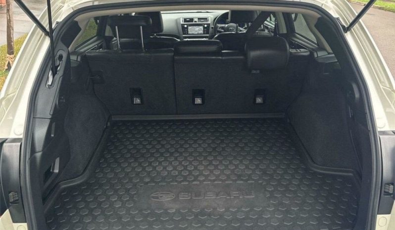 
								2016 Subaru Outback 2.5I Premium full									