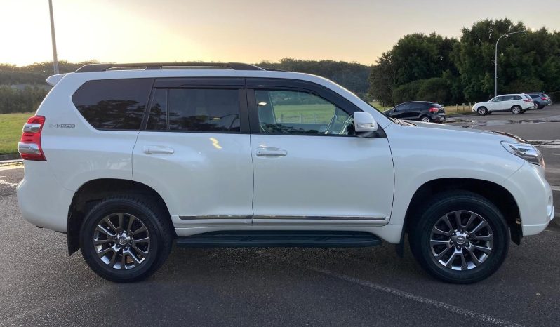 
								2014 Toyota Landcruiser Prado Altitude 4×4 3.0DT 4 cylinders Diesel full									