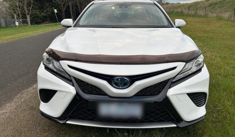 
								2018 Toyota Camry SL Hybrid full									